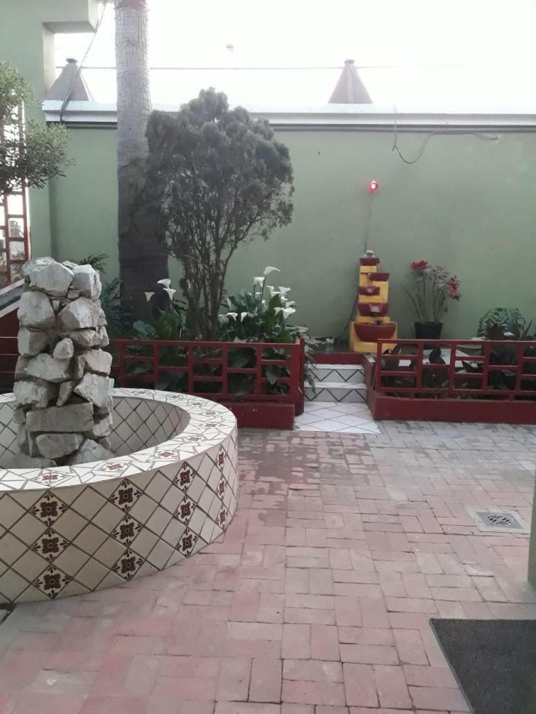 Hotel Azteca Inn 엔세나다 외부 사진