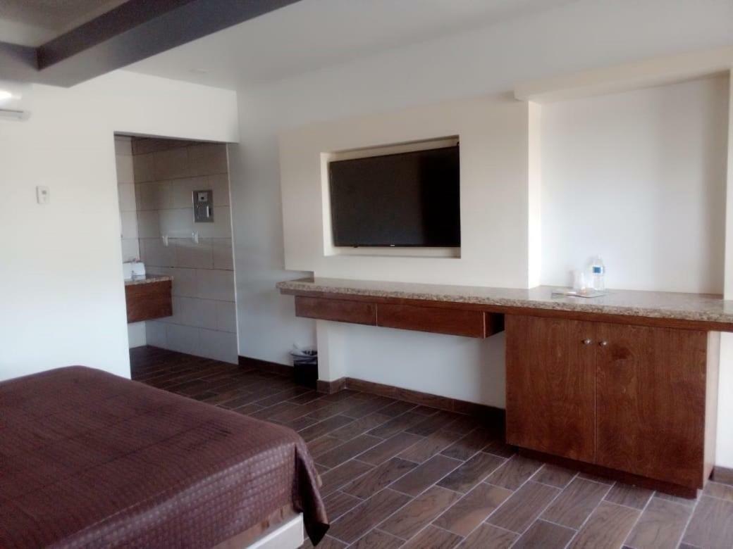 Hotel Azteca Inn 엔세나다 외부 사진